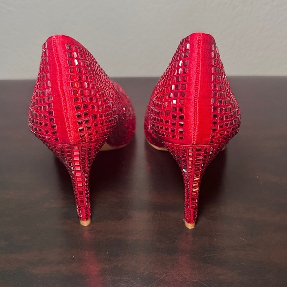 Lauren Lorraine Sparkling Dazzle Red Heels - Picture 4 of 9